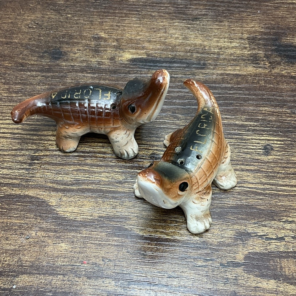 Japan Ceramic Alligator Salt & Pepper Shakers Vintage Souvenir Florida‎ 3 Inch